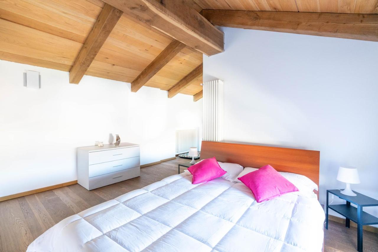 Apartmán La Finestra Sulle Langhe - M3Langhe Cherasco Exteriér fotografie